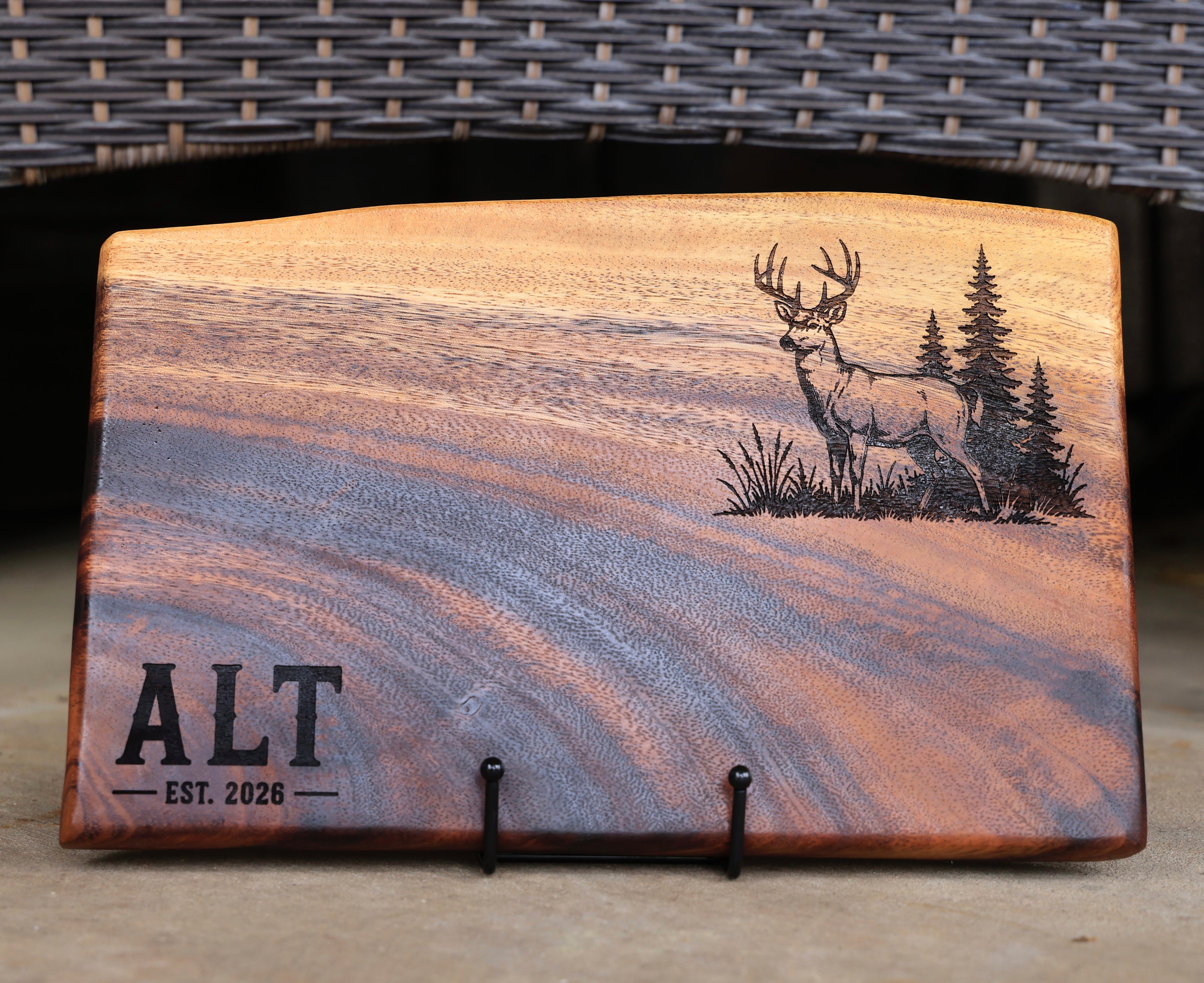 Personalized Small Live Edge Serving Board