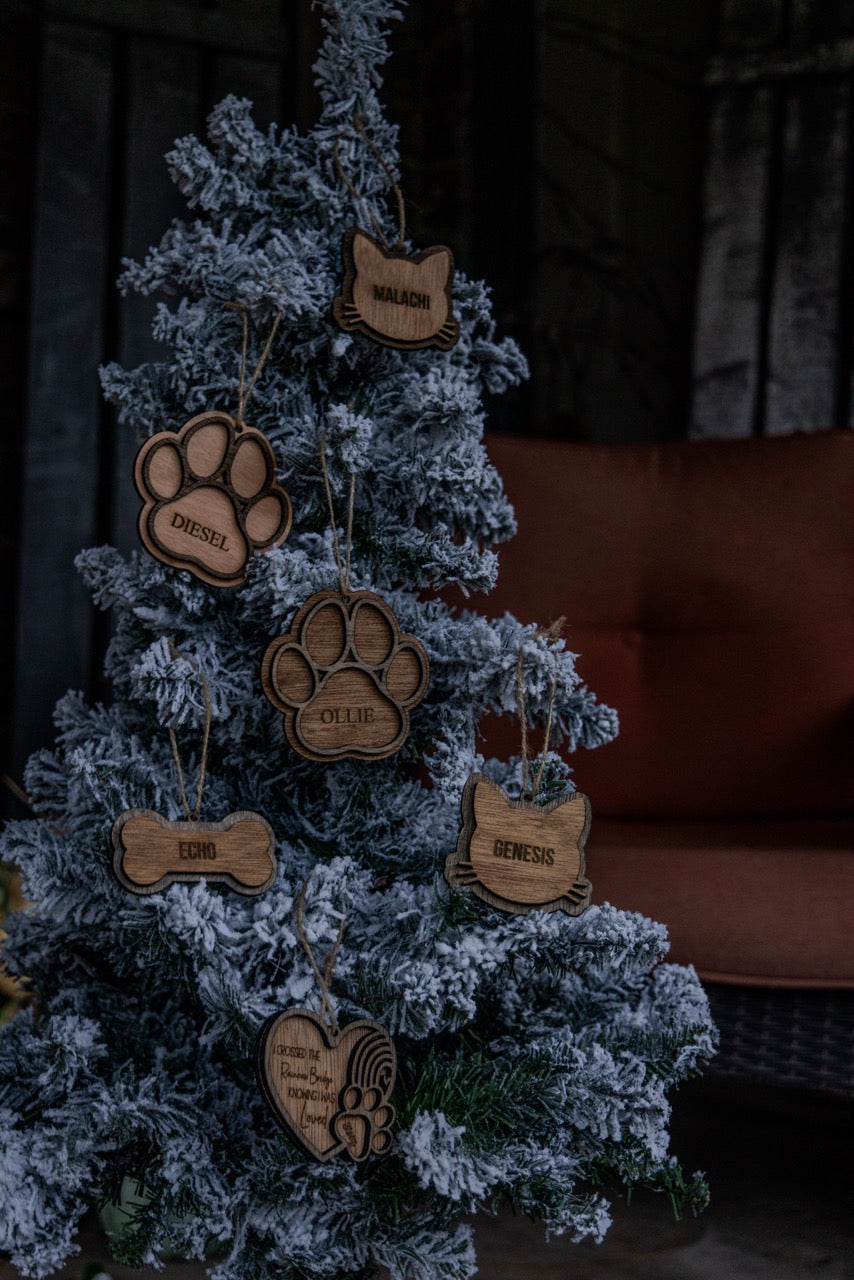 Customizable Dog Paw Ornament