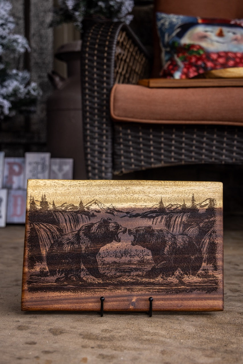 Grizzly Scene Serving Board