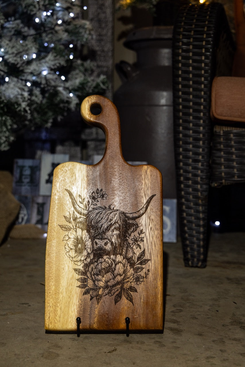 Highland Cow Serving Board