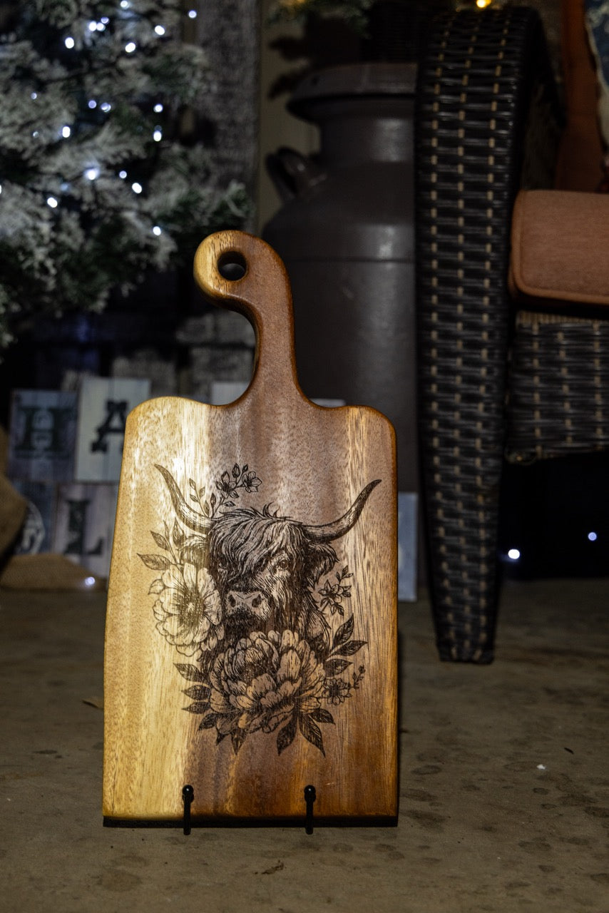 Highland Cow Serving Board
