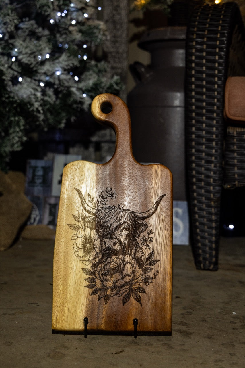 Highland Cow Serving Board