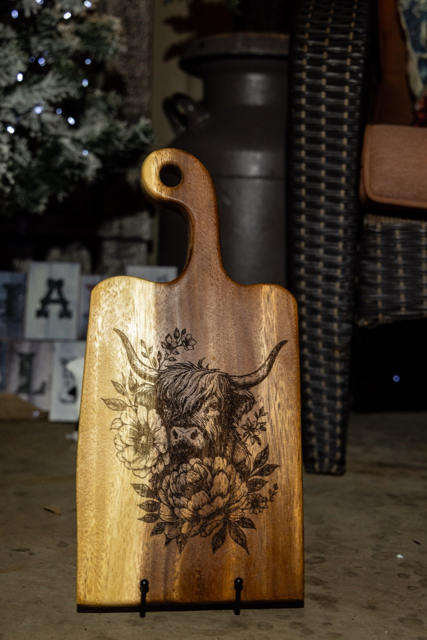 Highland Cow Serving Board